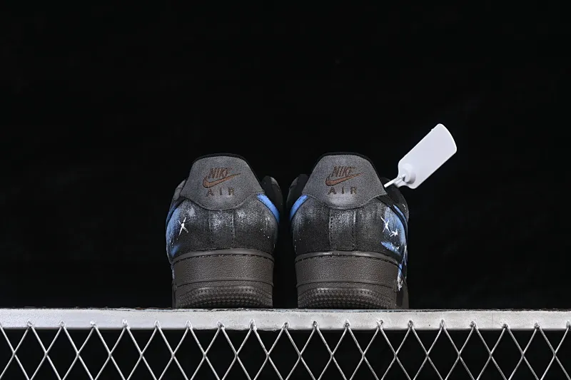 All categories Nk Air Force 1 Air Force series Nk Air Force 1 Low Air Force low-top Nike Air Force 1'07 Low "Night Spark" Hand-painted graffiti Night burning star Air Force 1 low-top casual sneakers DO6730-101